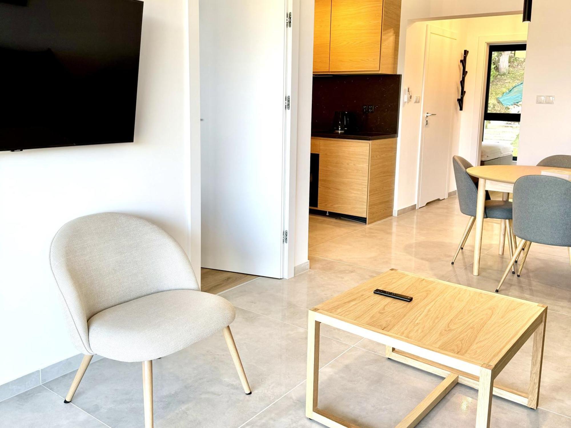 Owysoko - Apartamenty Z Widokiem 200 M Od Tras Szczyrk Mountain Resort Kamer foto